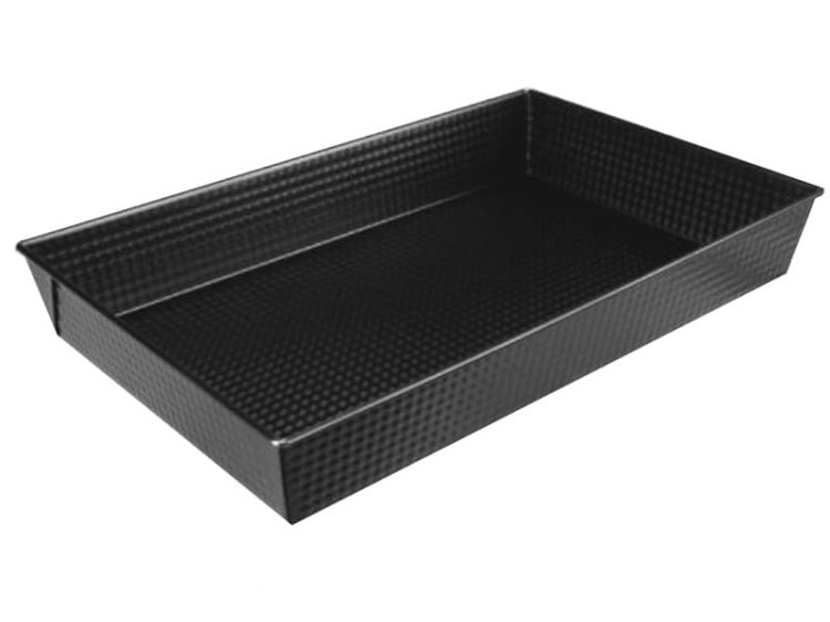 Prostokątna czarna forma do pieczenia ciast