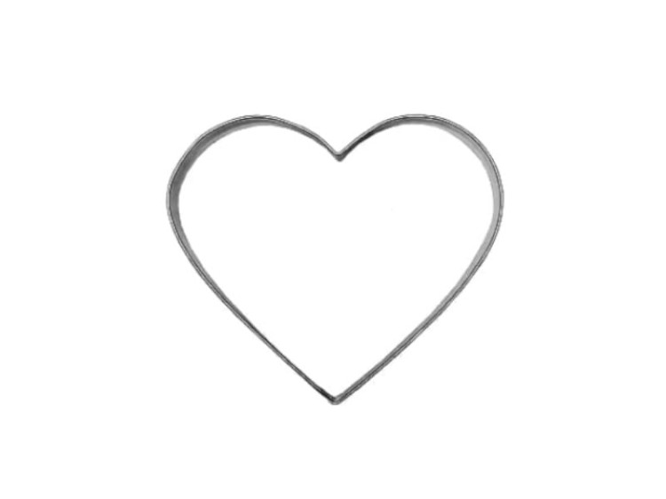 Foremka w kształcie serca do wycinania masy cukrowej