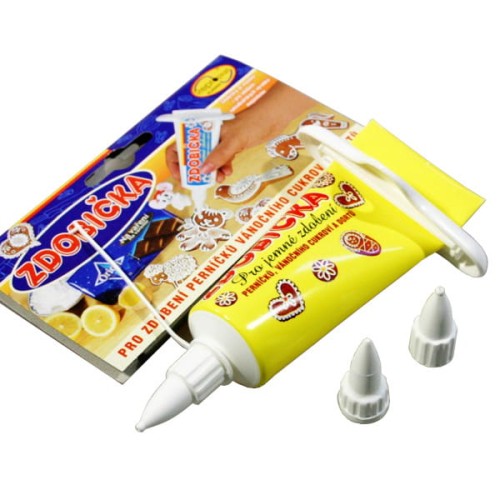 Dekorator z końcówkami do zdobienia ciastek i pierników.jpg