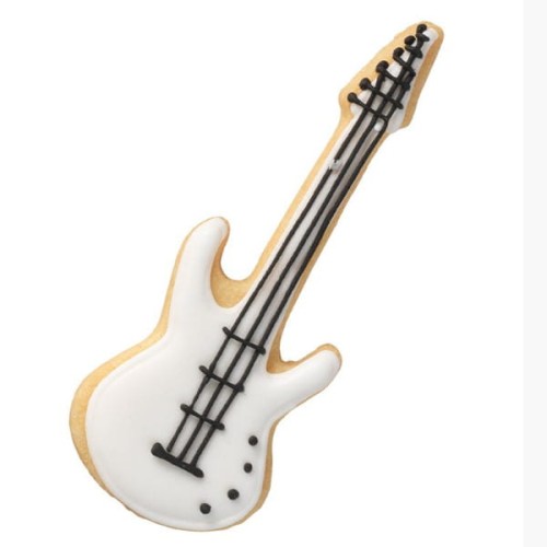 Ciasteczko gitara wykrojone foremką.jpg