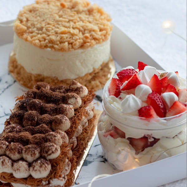 Ciastko uformowane w obręczy cukierniczej