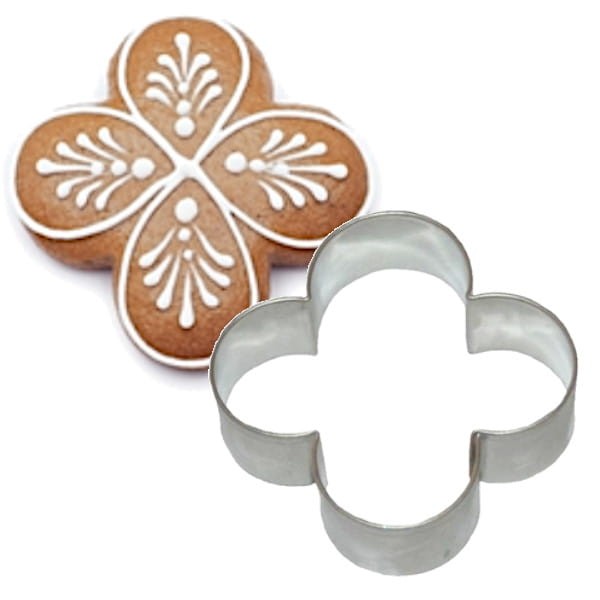 Foremka i pierniczek w kształcie koniczynki