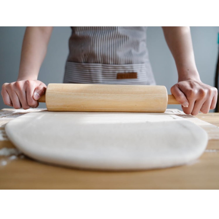 Drewniany wałek do ciasta na metalowych łożyskach