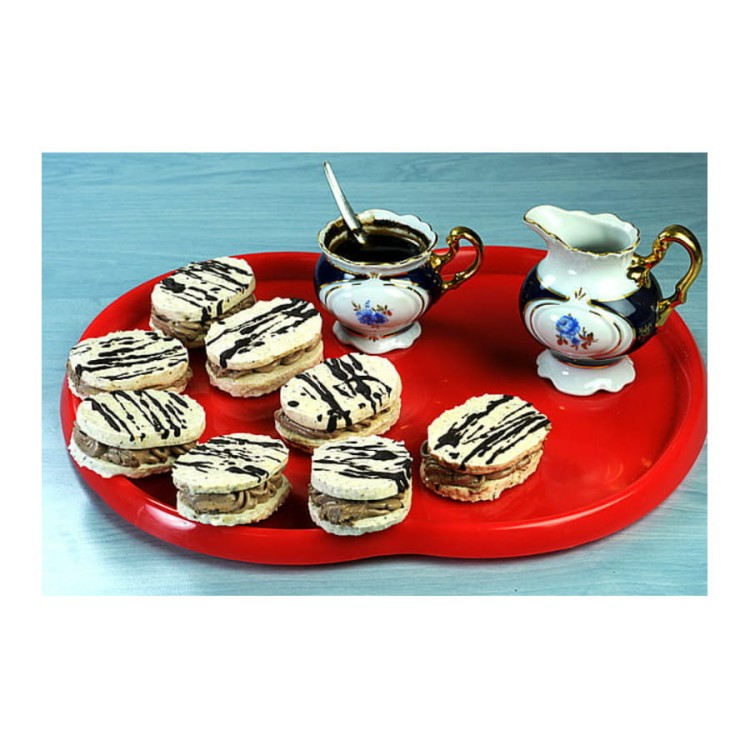 Ciasteczka wycięte formą do owalnych wypieków