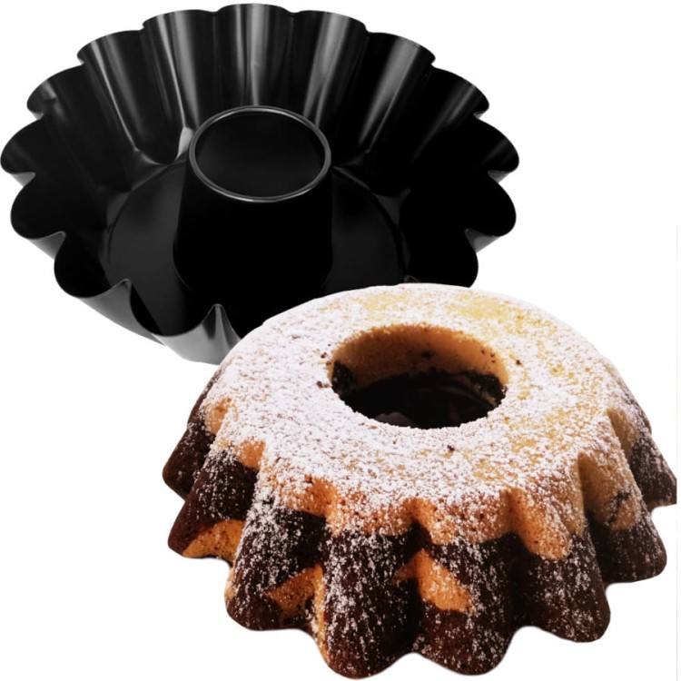 Duża wielkanocna babka i forma do pieczenia