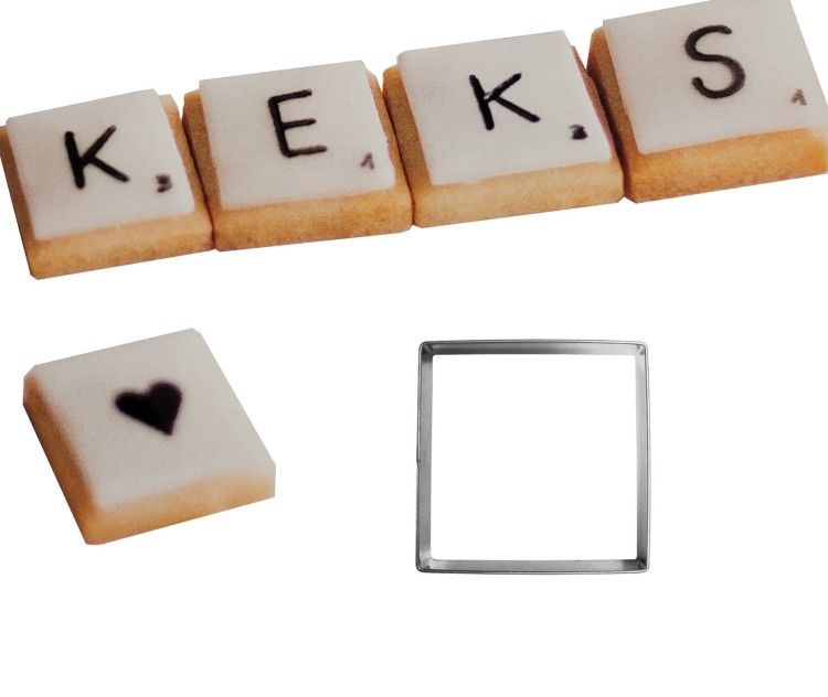 Ciasteczka i foremka mini kwadracik