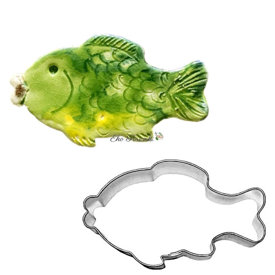 Foremka karp i ciasteczko w kształcie rybki