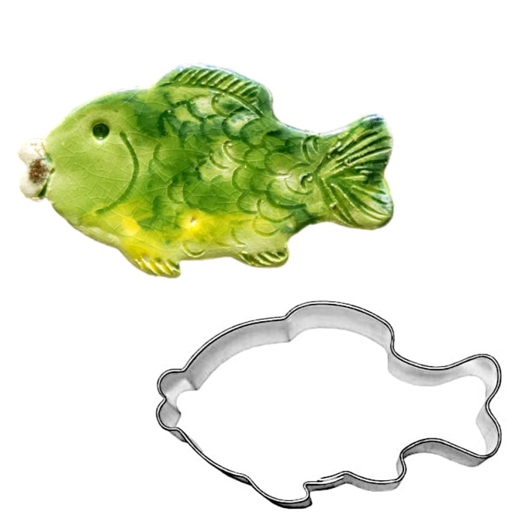 Foremka karp i ciasteczko w kształcie rybki