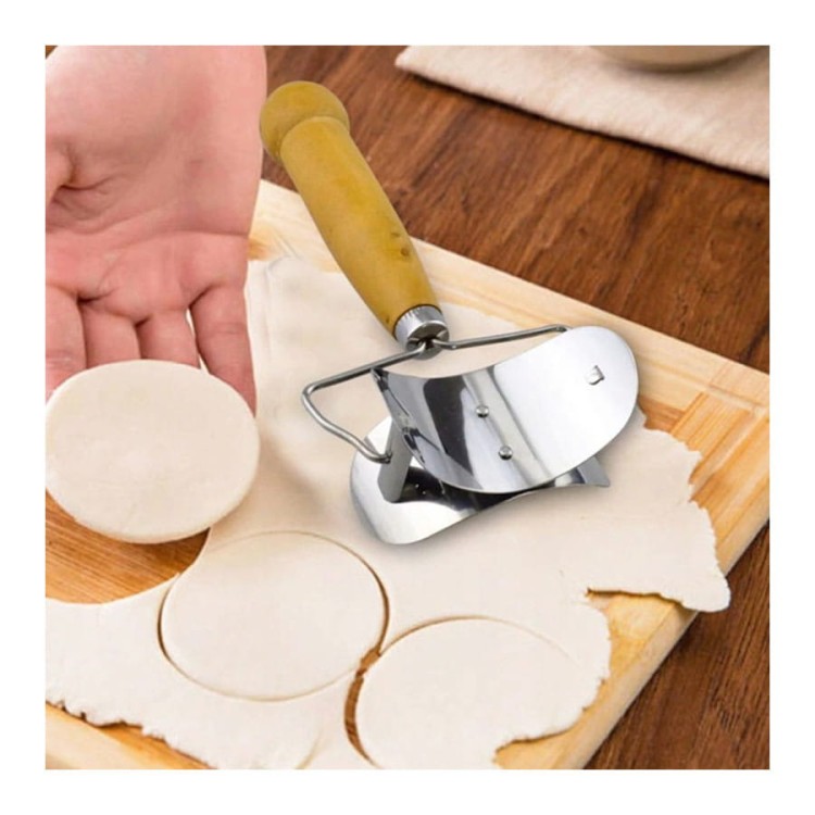 Przyrządzanie ciasta na pierogi