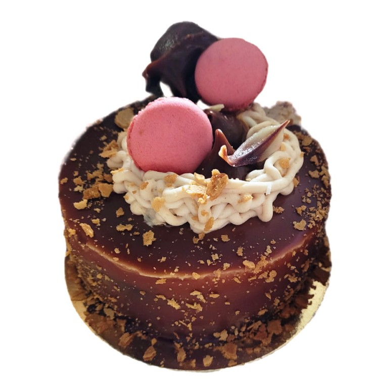 Torcik uformowany w rancie cukierniczym