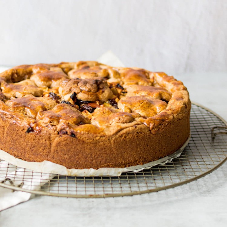 Ciasto z owocami z tortownicy