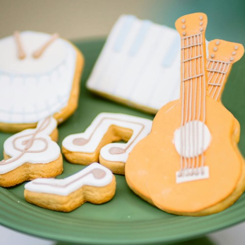 Ciasteczka z foremki w kształcie gitary