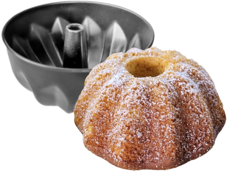 Forma do pieczenia i babka wielkanocna