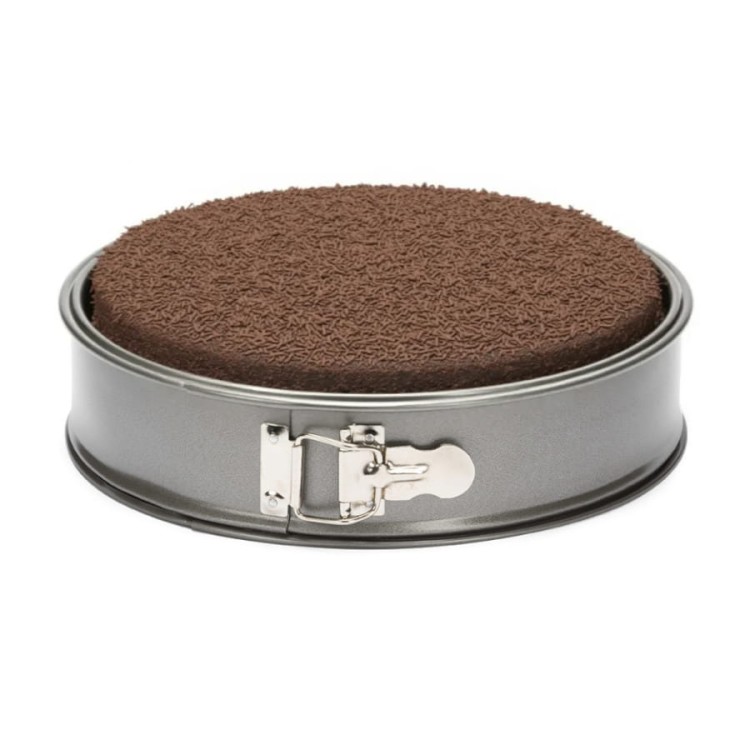 Ciasto czekoladowe w tortownicy