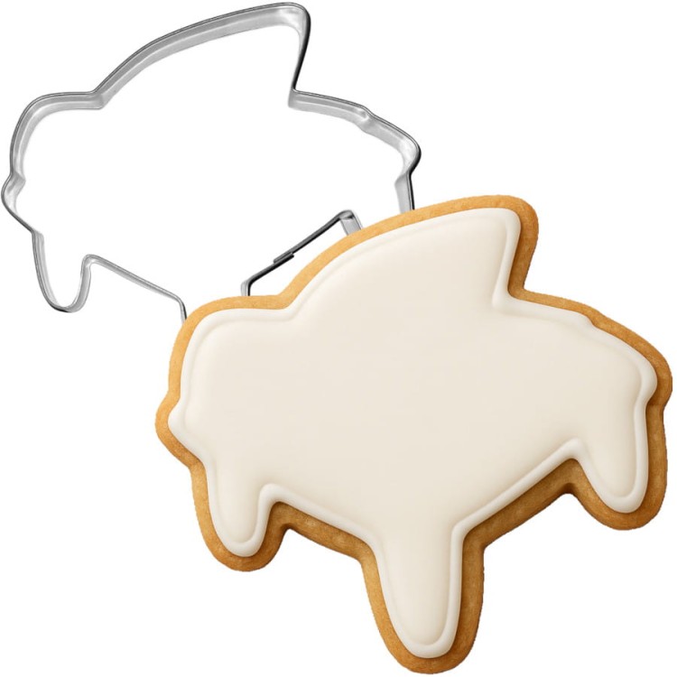 Foremka fortepian i wykrojone nią ciasteczko