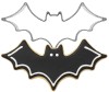 Foremka nietoperz i udekorowane ciastko Halloween
