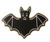 Ciasteczko wykrojone foremką nietoperz na Halloween