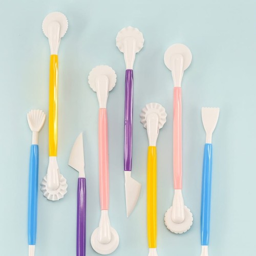 Zestaw szpatułek do dekoracji masy cukrowej z różnymi końcówkami