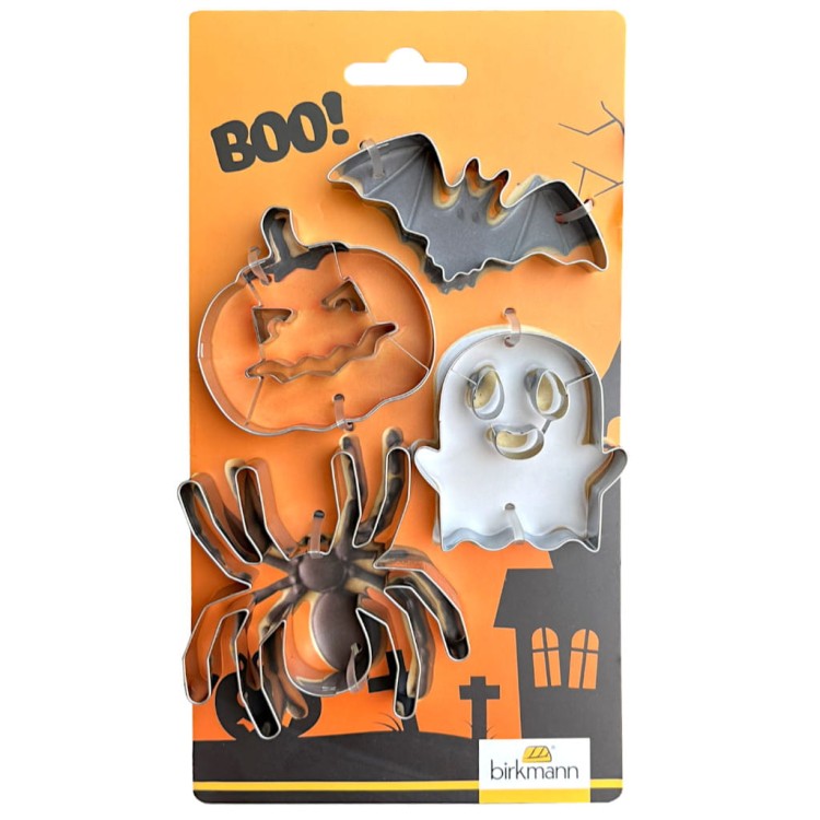 Foremki do ciastek na Halloween wykonane ze stali nierdzewnej, umieszczone na kartonie
