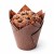 Muffinka czekoladowa w brązowej papilotce z czekoladowymi kawałkami i cukrem pudrem