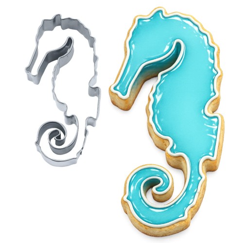 foremka konik morski i ozdobione lukrem ciasteczko