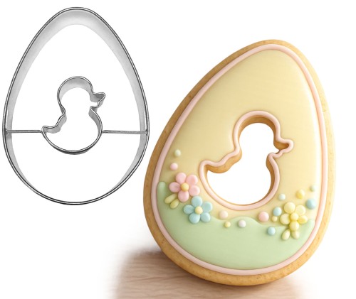 foremka jajko z otworkiem w kształcie kaczuszki oraz ciasteczko z lukrem