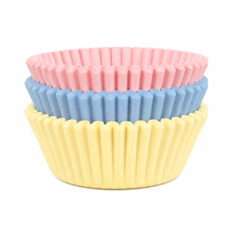 Papilotki do pieczenia muffinek w pastelowych kolorach: różowym, żółtym i niebieskim