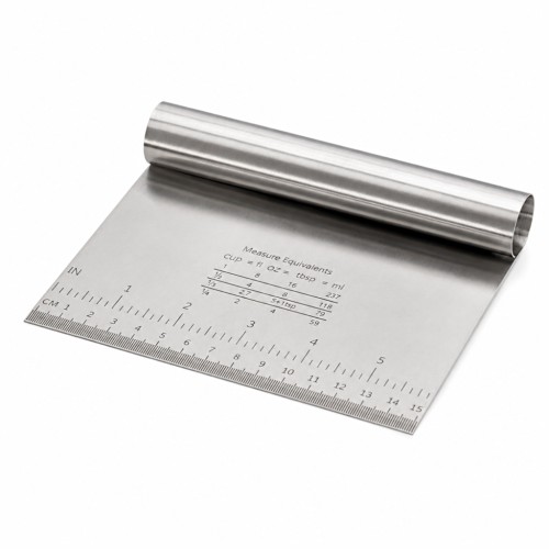Metalowa-skrobka-cukiernicza.jpg