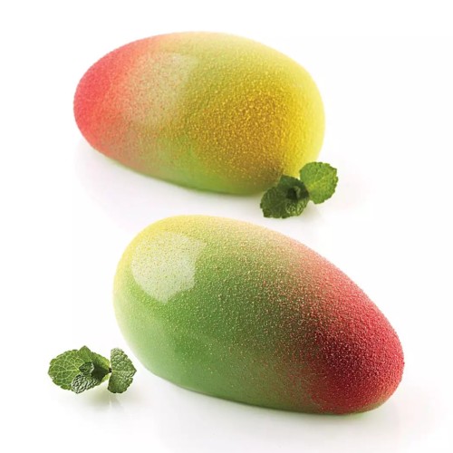 Monoporcje w kształcie mango o gładkiej, błyszczącej powierzchni w zielono‑żółto‑czerwonym odcieniu, ułożone na białej powierzchni.