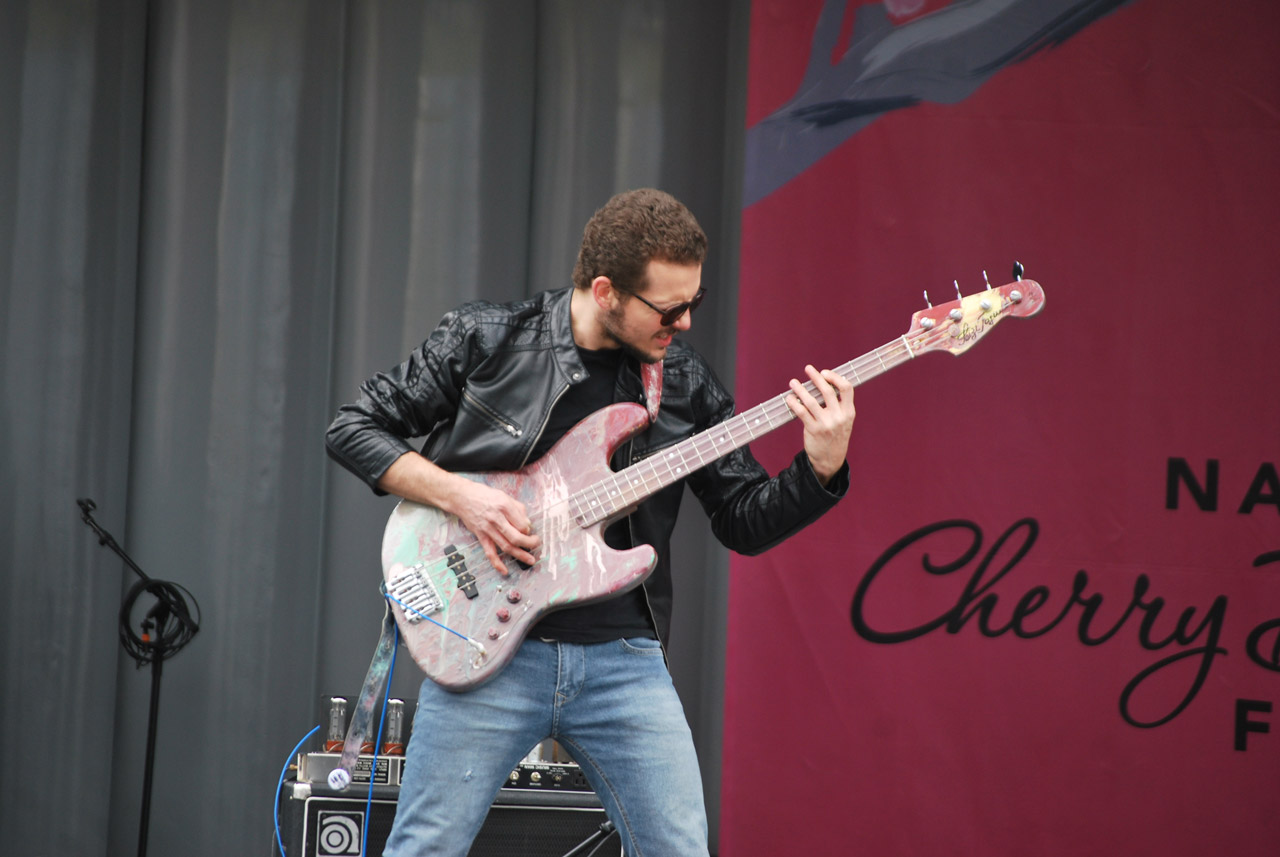 gitara elektryczna